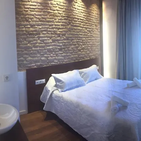 Casa De Diseno 200m Mezquita 2 & 2 Bathrooms Holiday home
