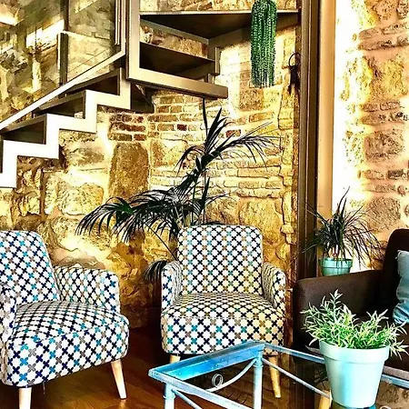 Casa De Diseno 200m Mezquita 2 & 2 Bathrooms 펜션 *
