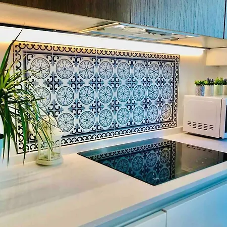 Casa De Diseno 200m Mezquita 2 & 2 Bathrooms Holiday home Cordoba