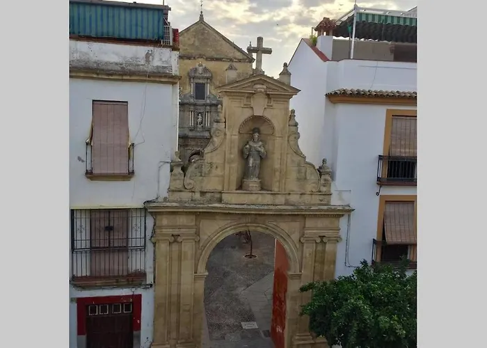 Casa De Diseno 200m Mezquita 2 & 2 Bathrooms 別荘 コルドバ