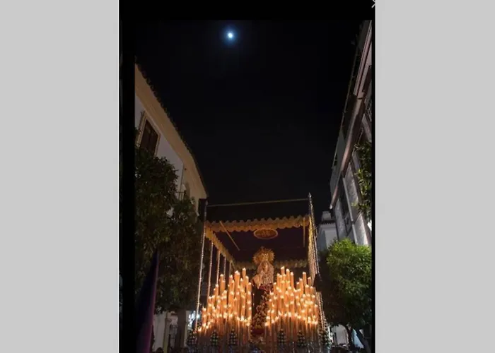 Casa De Diseno 200m Mezquita 2 & 2 Bathrooms *