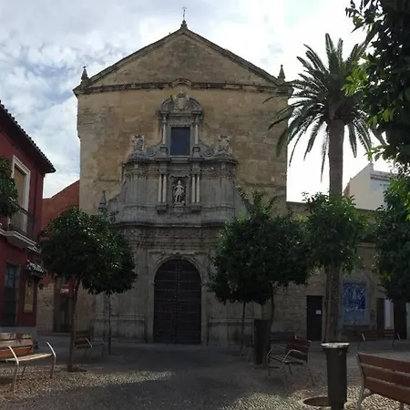 Casa De Diseno 200m Mezquita 2 & 2 Bathrooms *