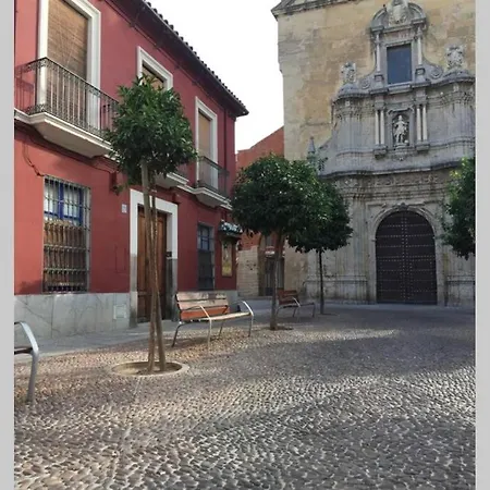 Dom wakacyjny Casa De Diseno 200m Mezquita 2 & 2 Bathrooms *