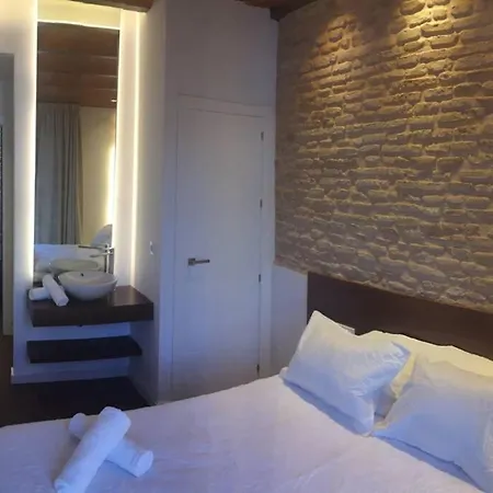 Casa De Diseno 200m Mezquita 2 & 2 Bathrooms * Córdoba